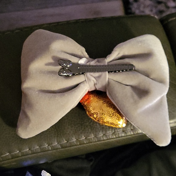 Disney rare dumbo hair bow - Picture 2 of 2
